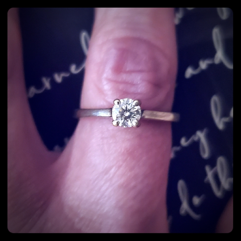 REAL** Diamond Solitaire Engagement Ring 18k